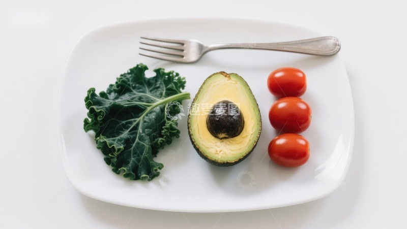 高清大图下载【趣麦麦图】盘中牛油果羽衣甘蓝与小番茄