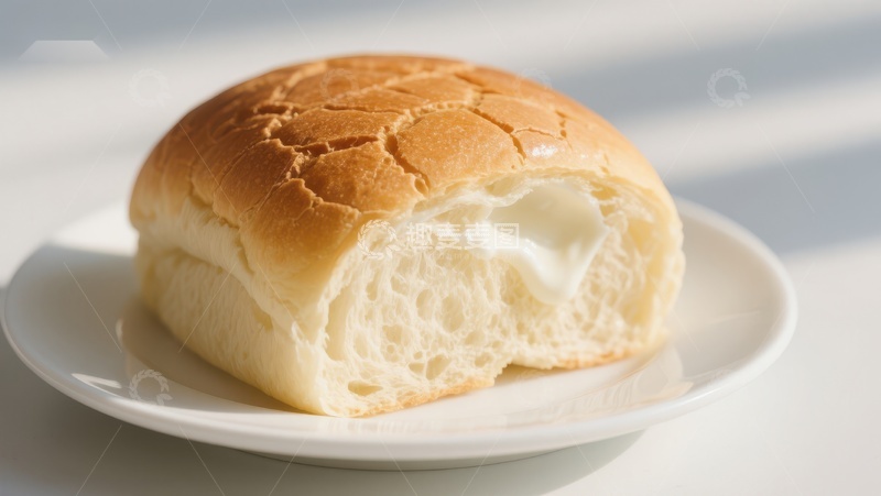 高清大图下载【趣麦麦图】新鲜面包配奶油，阳光照射