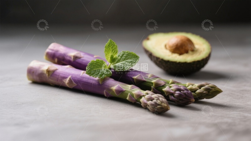 高清大图下载【趣麦麦图】紫芦笋与牛油果静物