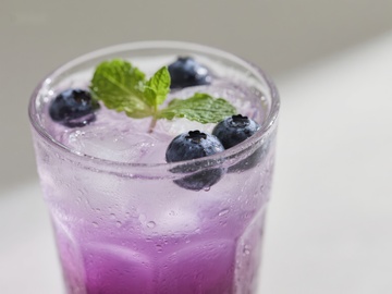 蓝莓薄荷冰饮