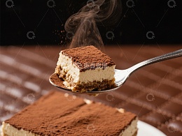 香浓提拉米苏，热气腾腾的甜蜜诱惑