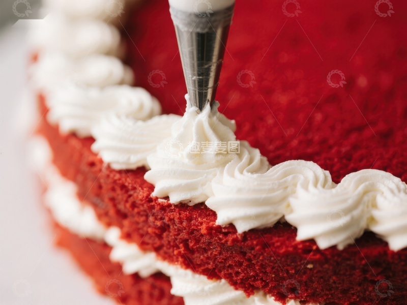 高清大图下载【趣麦麦图】奶油装饰红丝绒蛋糕