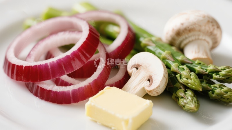 高清大图下载【趣麦麦图】新鲜蔬菜与黄油切片