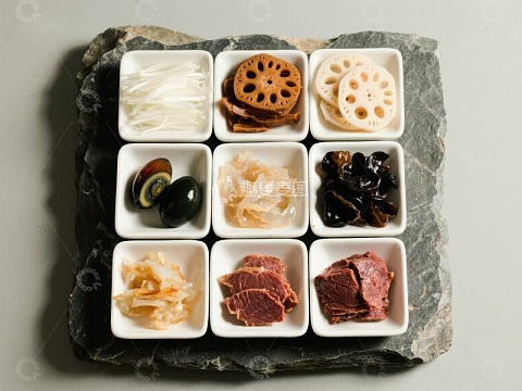 九宫格中式食材拼盘