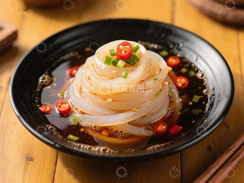 凉拌粉皮配辣椒油