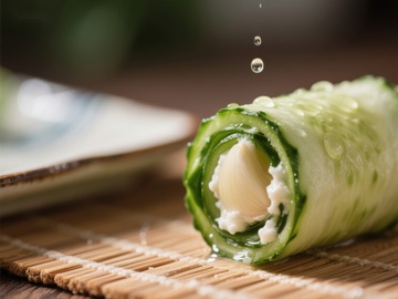 清新黄瓜卷，内含奶油馅料