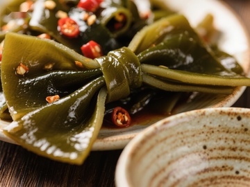辣味海带凉拌菜