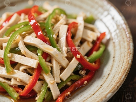 凉拌豆腐丝与彩椒