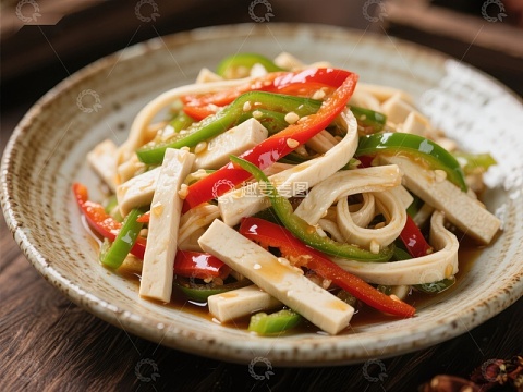 凉拌豆腐丝与彩椒