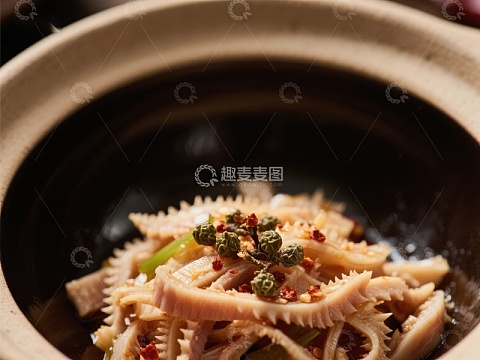 麻辣牛肚砂锅，香辣诱人