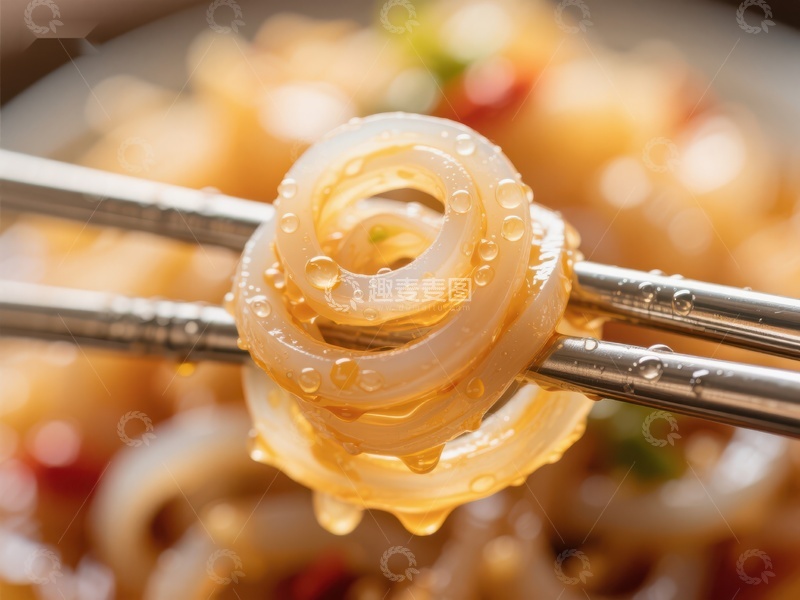 高清大图下载【趣麦麦图】筷子夹起晶莹剔透的凉粉