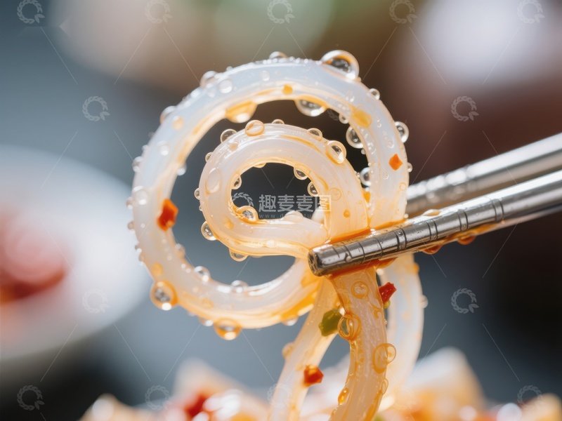 高清大图下载【趣麦麦图】筷子夹起晶莹剔透的凉粉