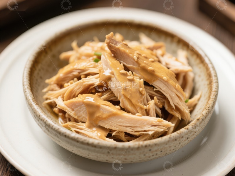 高清大图下载【趣麦麦图】芝麻酱拌鸡丝，美味可口的中式凉菜