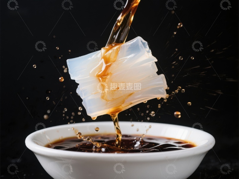 高清大图下载【趣麦麦图】液体倒入碗中溅起瞬间