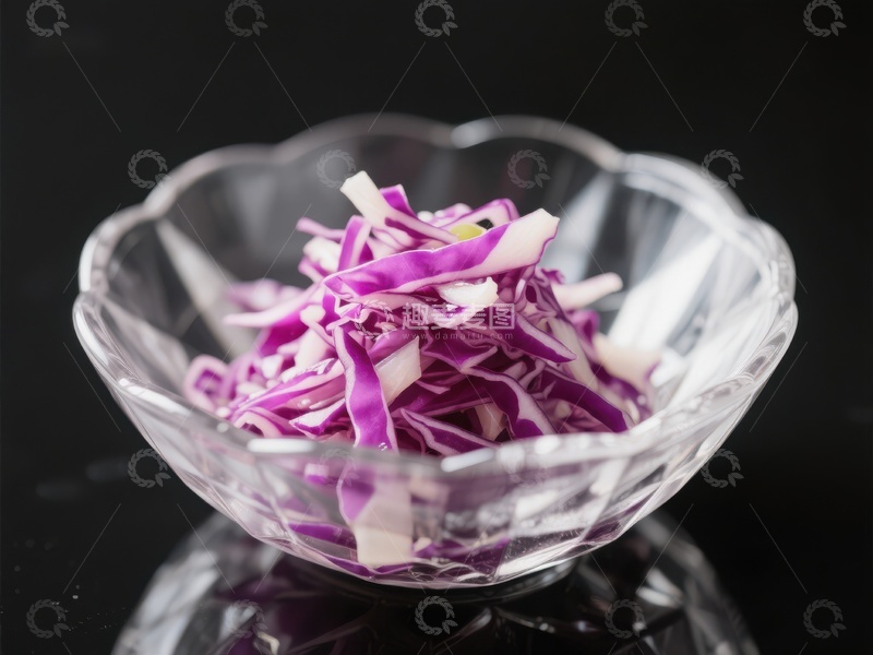 高清大图下载【趣麦麦图】透明碗中的紫甘蓝丝