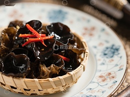 木耳拌红椒，清新美味