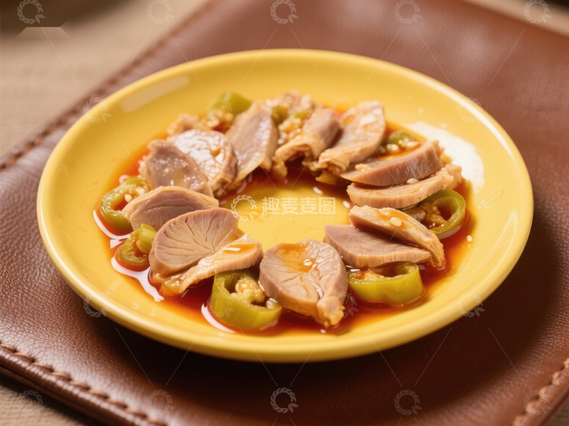 高清大图下载【趣麦麦图】黄盘盛装的美味卤味拼盘