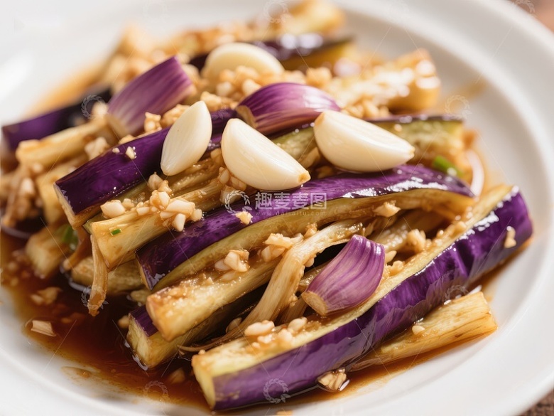 蒜香茄子美食特写