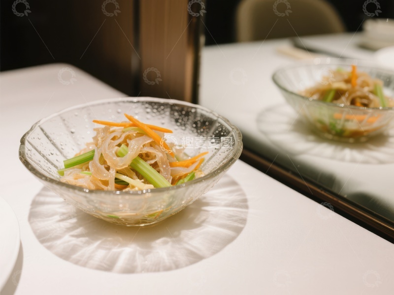 高清大图下载【趣麦麦图】精致玻璃碗中的清新蔬菜沙拉