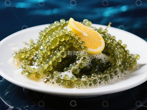 海葡萄配柠檬片，清新美食