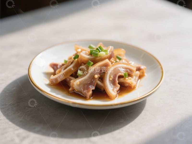 高清大图下载【趣麦麦图】精致盘中的酱汁鱿鱼圈