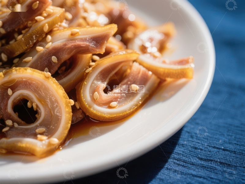 高清大图下载【趣麦麦图】酱汁鱿鱼圈配芝麻