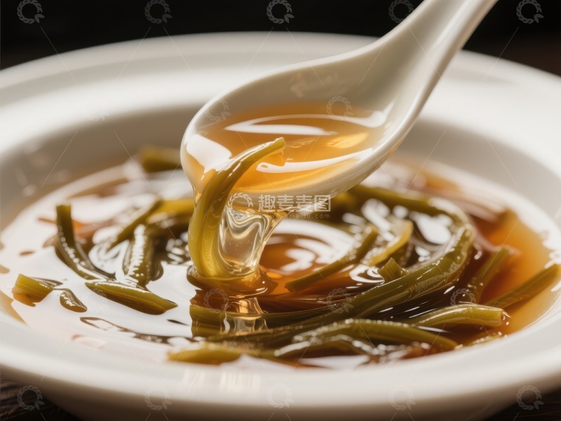 高清大图下载【趣麦麦图】海带汤盛勺，热气腾腾
