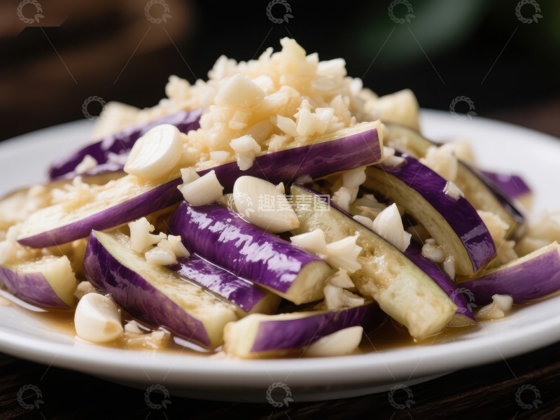 高清大图下载【趣麦麦图】蒜香茄子配米饭