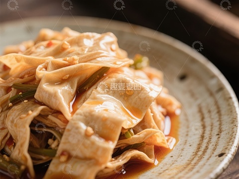 美味凉拌豆皮，清新爽口