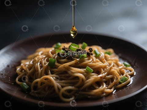 热油浇淋香葱拌面