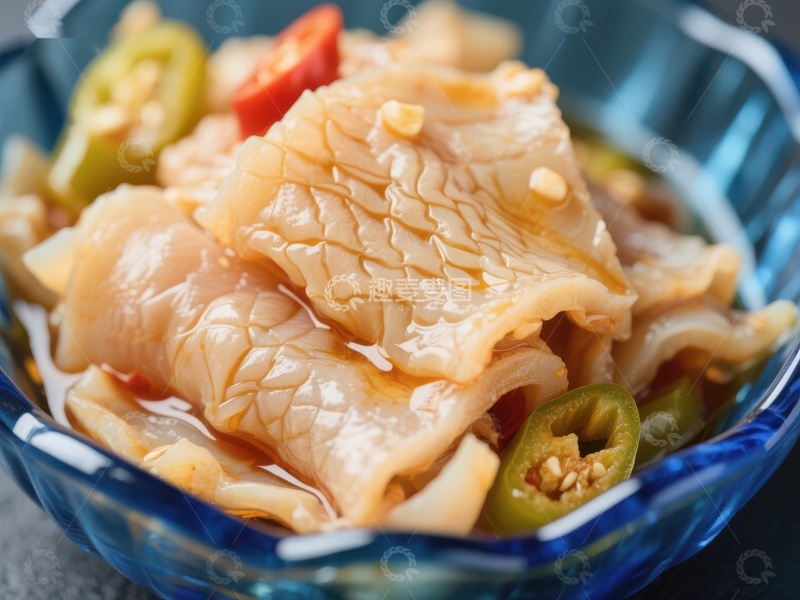 高清大图下载【趣麦麦图】麻辣鱿鱼卷，鲜香四溢的美味佳肴