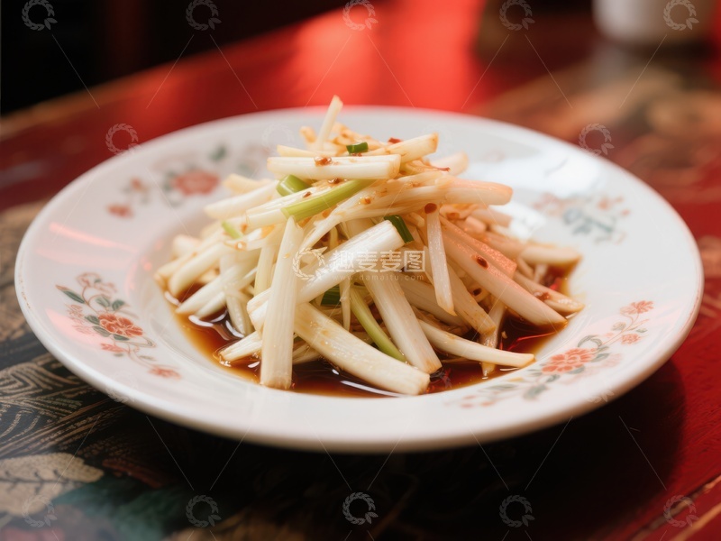 清爽豆芽拌菜，色泽诱人