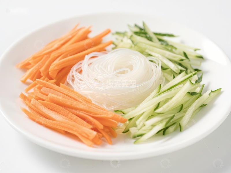 高清大图下载【趣麦麦图】胡萝卜黄瓜粉丝摆盘