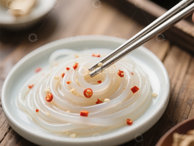 高清大图下载【趣麦麦图】透明凉粉配辣椒点缀