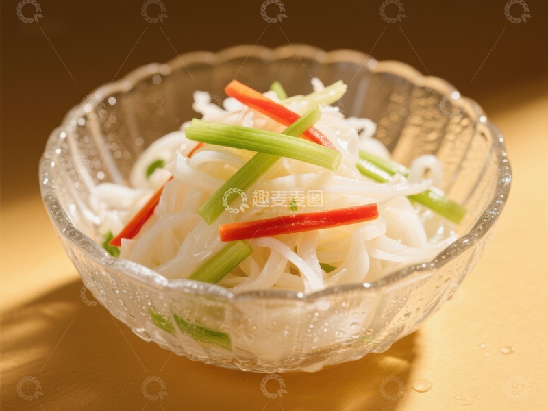 高清大图下载【趣麦麦图】清爽凉拌豆芽配红椒绿葱