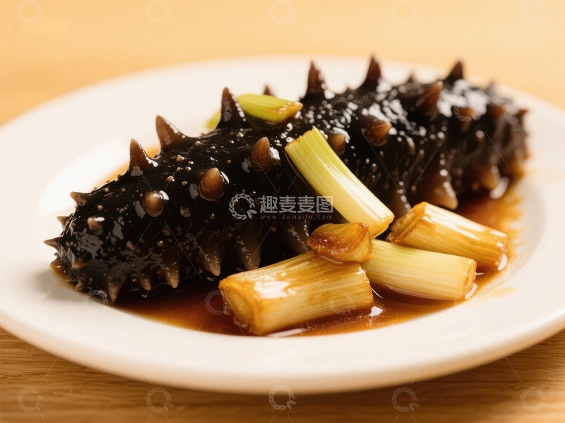 高清大图下载【趣麦麦图】海参配葱段，美味中式佳肴