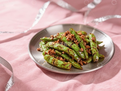 炒青豆配肉末，美味家常菜