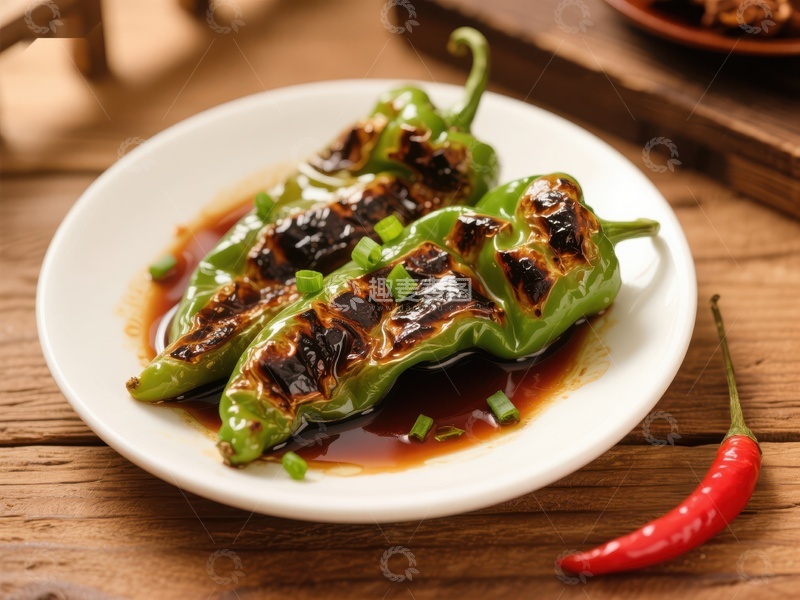 高清大图下载【趣麦麦图】烤青椒配酱油，美味中式小吃