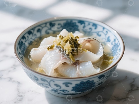 酸菜鱼片汤，清新美味