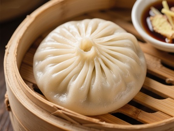 蒸笼中的美味包子