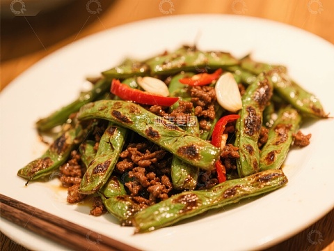 干煸四季豆配牛肉末