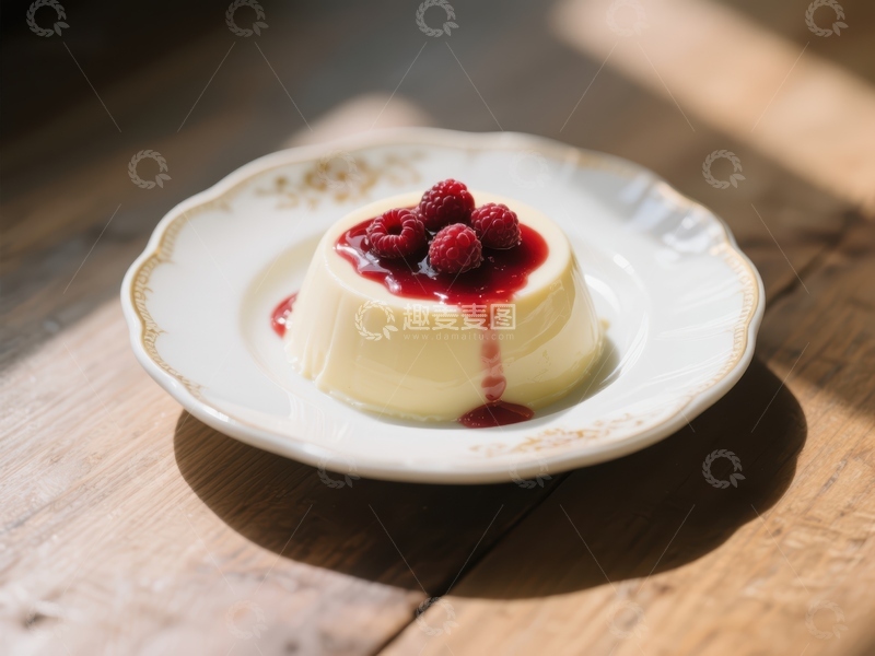 高清大图下载【趣麦麦图】奶油布丁配覆盆子酱