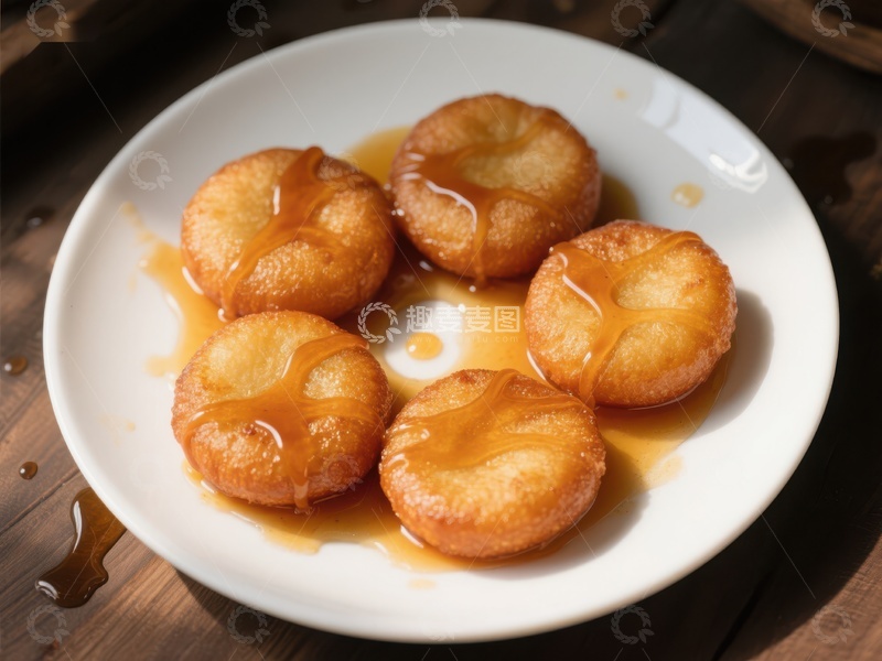 高清大图下载【趣麦麦图】金黄油炸糕点配焦糖酱