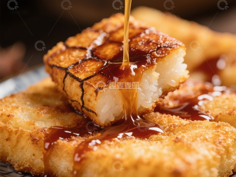 高清大图下载【趣麦麦图】糖浆淋在金黄松饼上