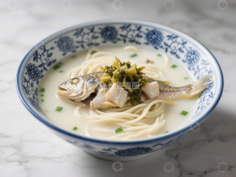 高清大图下载【趣麦麦图】鱼汤面：清汤配面条与香菜