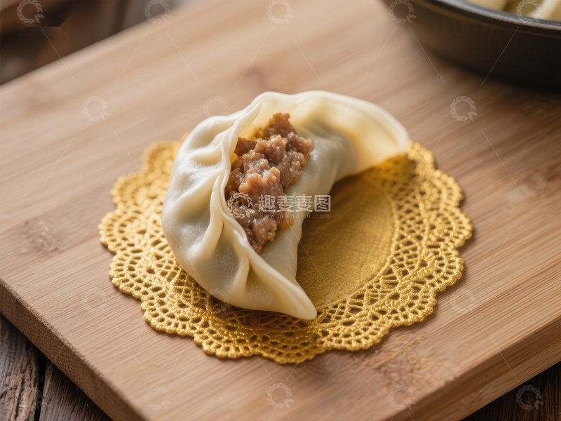 高清大图下载【趣麦麦图】鲜美饺子，馅料饱满