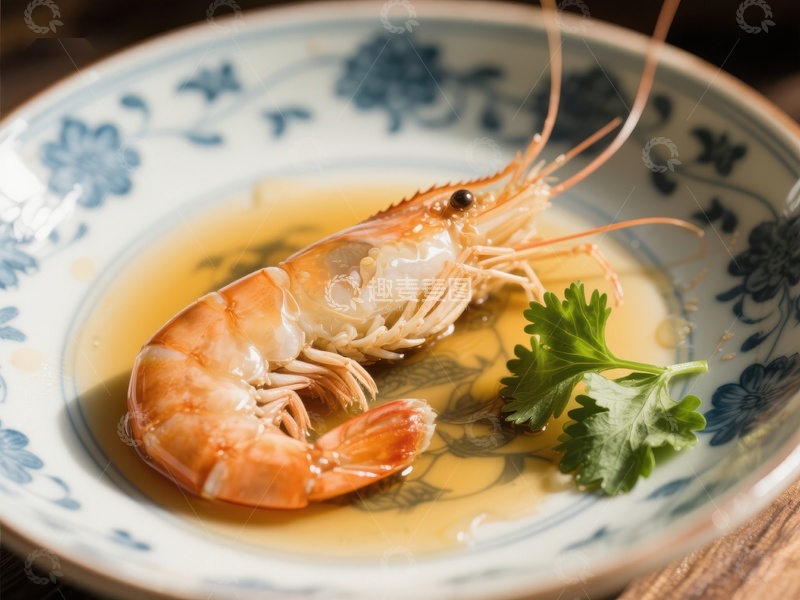 高清大图下载【趣麦麦图】清汤中的鲜虾配香菜