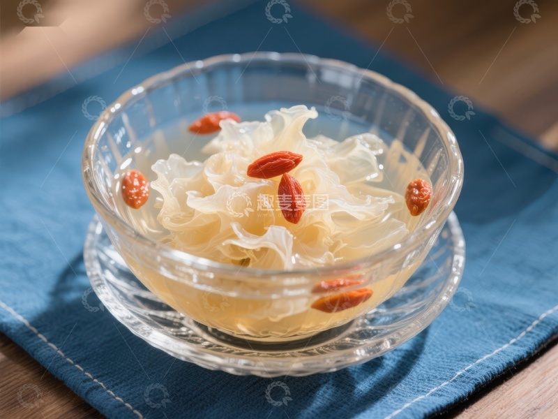 高清大图下载【趣麦麦图】银耳枸杞甜汤，清新养颜