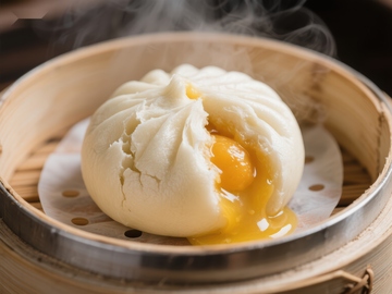 热气腾腾的流沙包