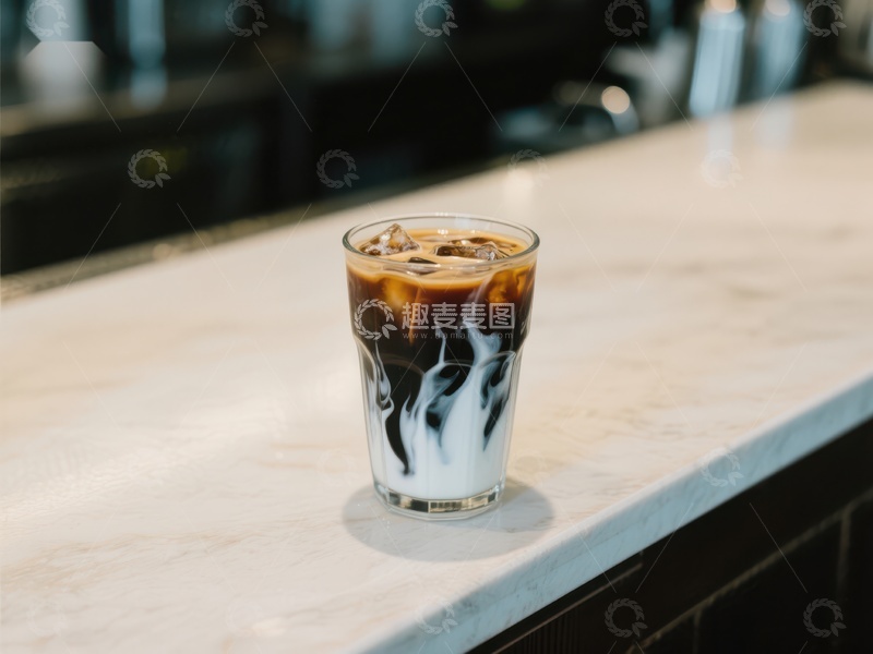 高清大图下载【趣麦麦图】冰咖啡在大理石台面上